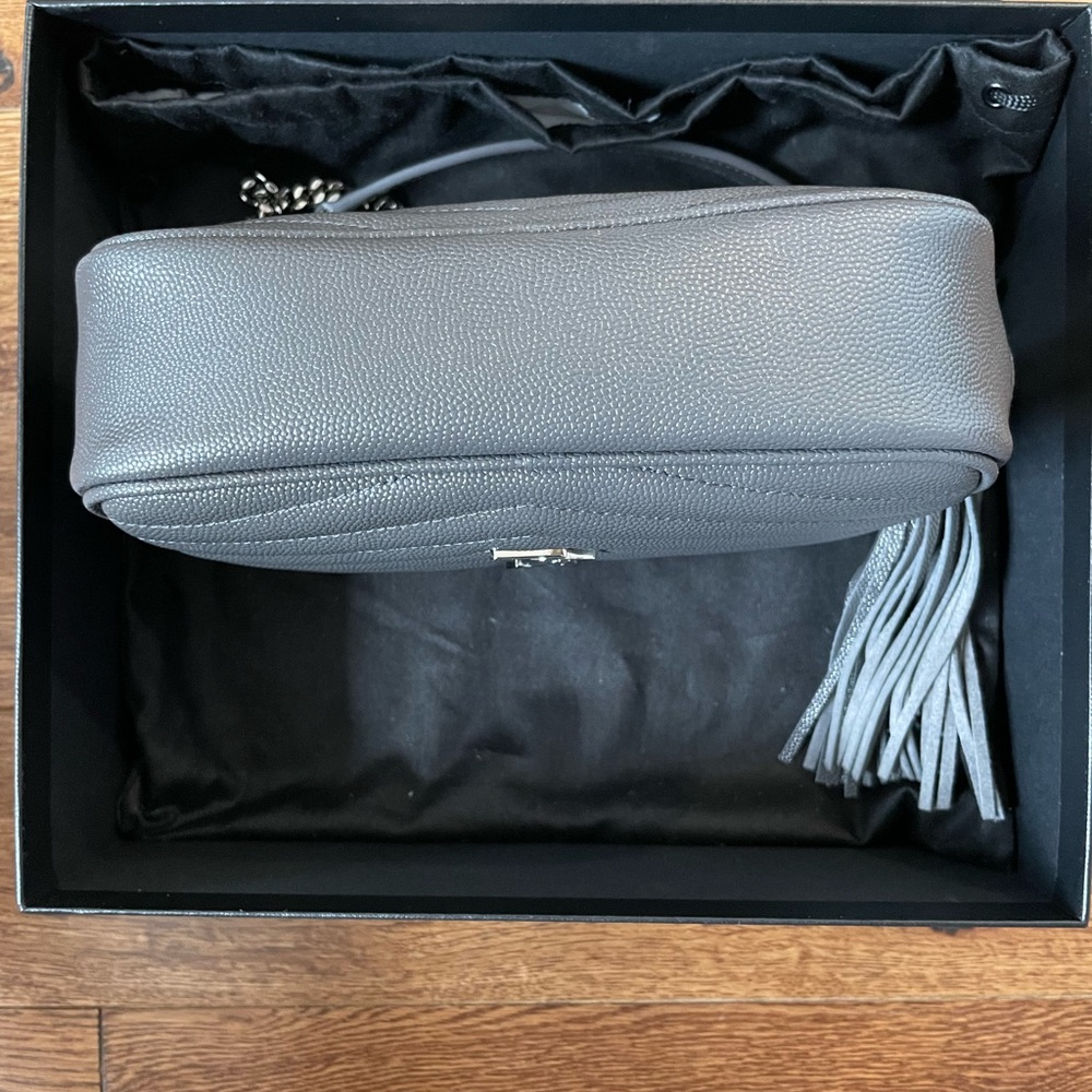 Saint Laurent Mini Lou Bag - Picture 6 of 10